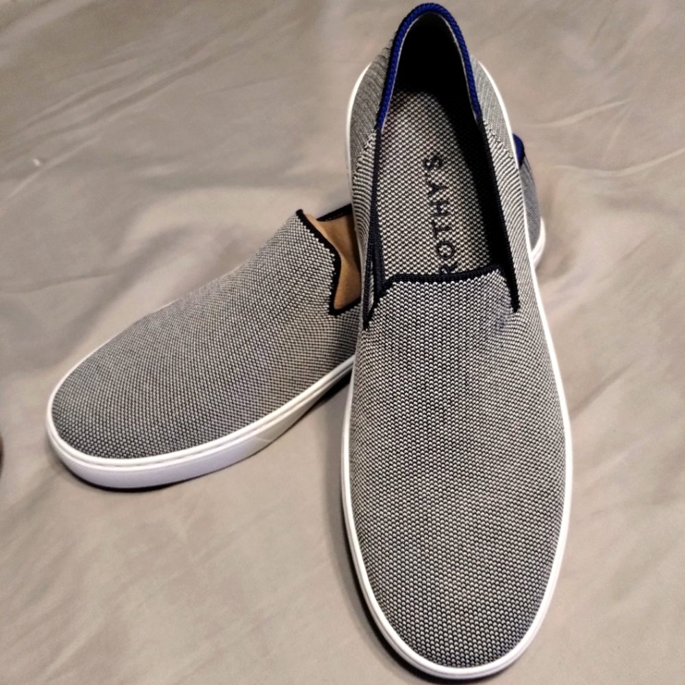 Rothys The Original Slip On Sneaker in Navy Twill Size 10